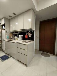 The Centren (D14), Apartment #481273831